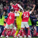 Arsenal Players Celebrating Victory